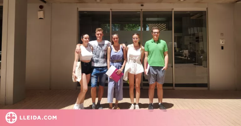 L’alumnat de primer batxillerat becat per l’IRBLleida inicia la seva estada al centre