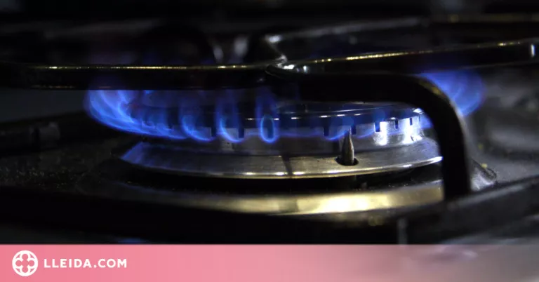 Companyies elèctriques modifiquen "fraudulentament" contractes per aplicar el topall del gas