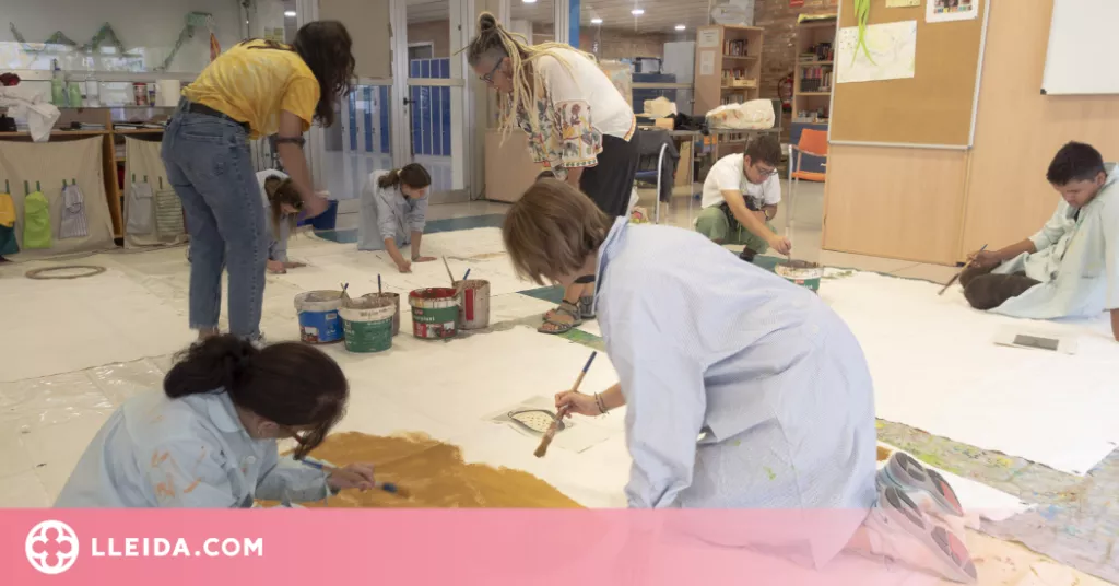 "Pintem el món" al Festival Embarrat amb persones amb discapacitat intel·lectual de l'Associació Alba