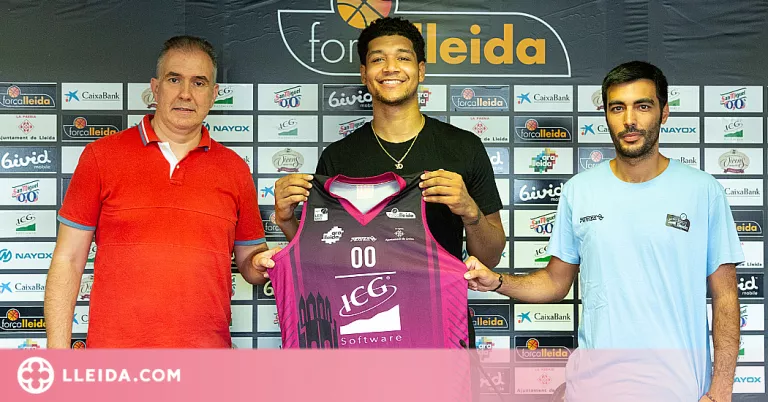 Mark Hughes té "grans expectatives per aquest any" al Força Lleida