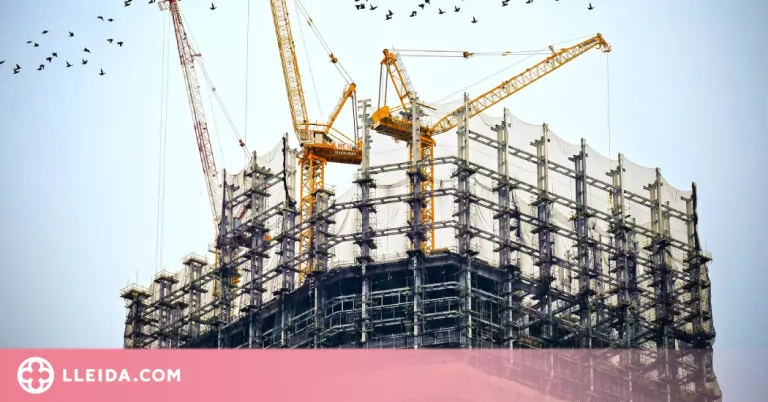 La pujada del preu de les matèries primeres paralitza quatre de cada deu projectes de construcció