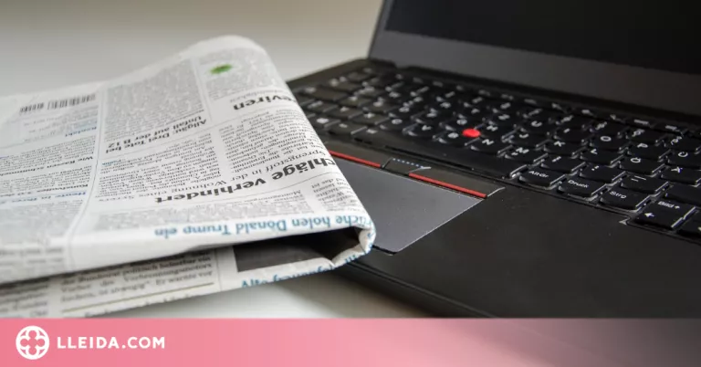 Periodistes i universitats reivindiquen el codi deontològic com a eina "clau"