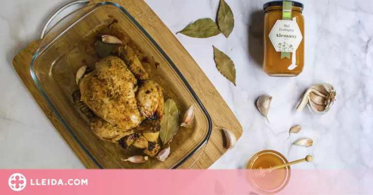 Pollastre rostit al forn amb mel ecològica