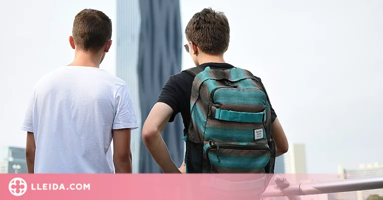 Un de cada quatre adolescents de quinze anys té mal d'esquena crònic segons un estudi