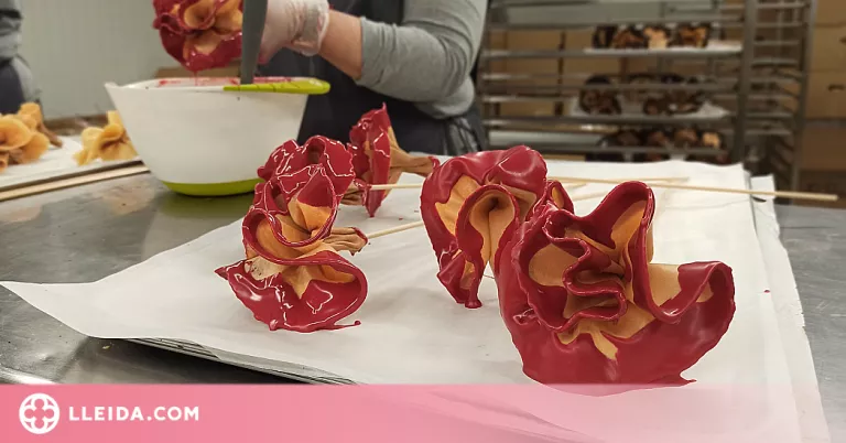 El Rosal del Grup Alba preveu vendre 25.000 roses de galeta i xocolata aquest Sant Jordi