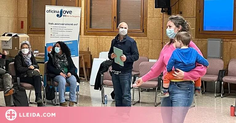 Una trentena de persones participen en la xerrada de Daniel Gabarró a Ivorra