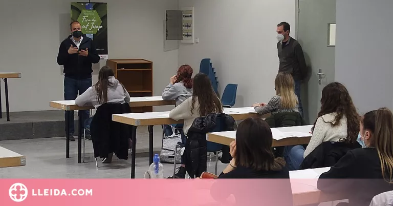 Una seixantena de persones s'inscriuen a la Borsa de treball de Fira de Mollerussa