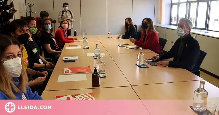 Anuncien una vaga de cinc dies al sector educatiu pel canvi de calendari