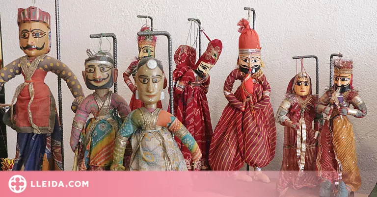 El Museu de Lleida exposa 250 titelles de diferents cultures i països