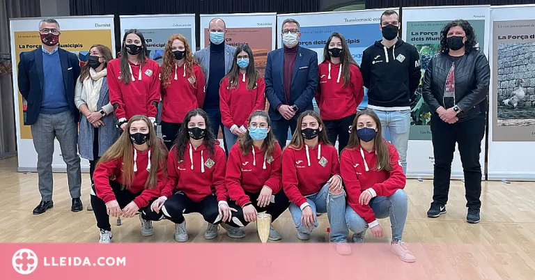 La Diputació de Lleida rep l'equip femení de l'Hoquei Club Alpicat