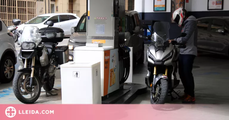 Els preus dels carburants continuen a l'alça i la gasolina puja un 2% més que la setmana passada