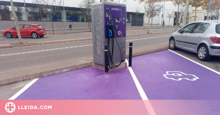 Tàrrega instal·la els primers punts de recàrrega ràpida per a vehicles elèctrics