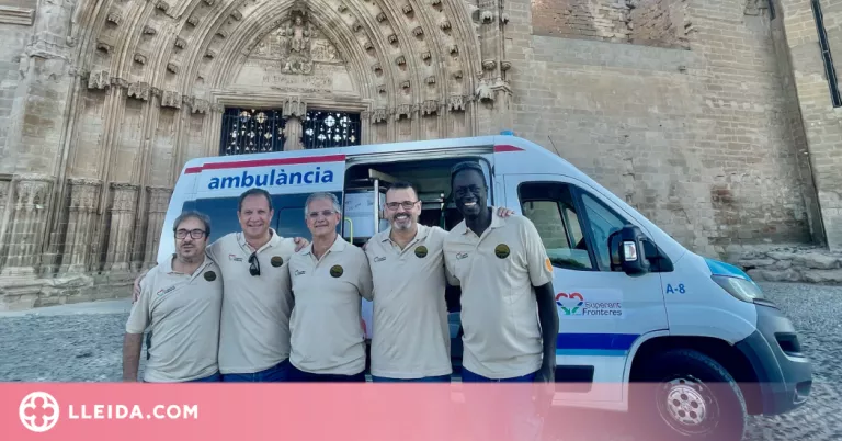 L'ambulància de Superant Fronteres direcció Gàmbia