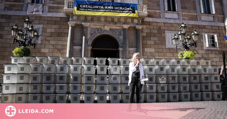 ⏯️ L'ANC commemora l’aniversari de l'1-O amb un mur d'urnes