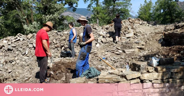 ⏯️ Localitzen una desena de cases del segle XV en les excavacions de la Pobla de Segur