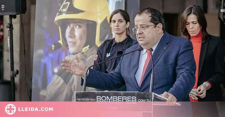 El Cos de Bombers avança en la feminització amb una vintena de mesures per al 2023