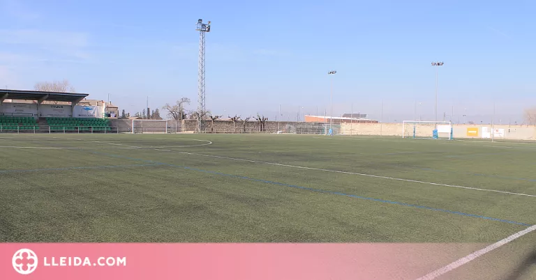 Cervera substituirà la gespa artificial del Camp d’Esports aquest estiu