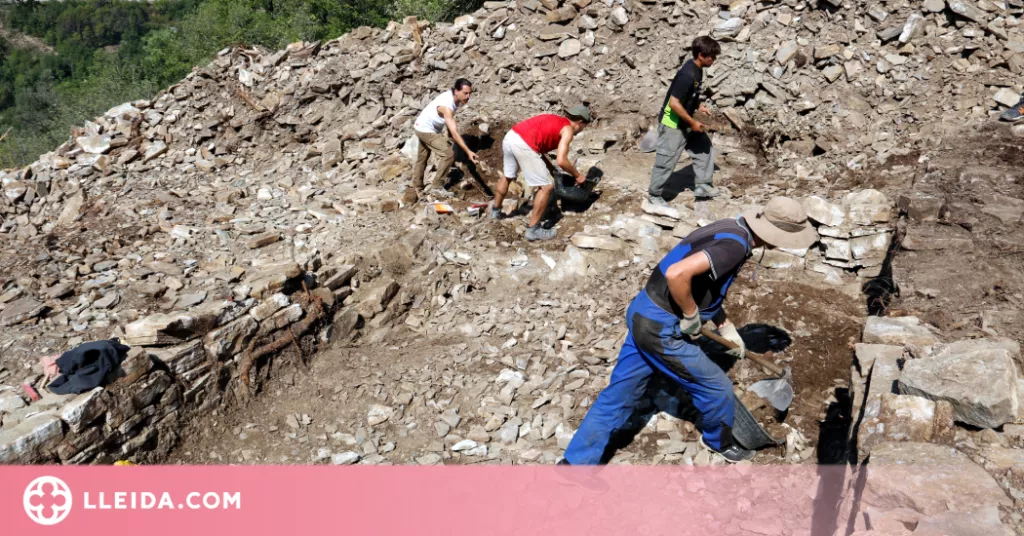 ⏯️ Localitzen una desena de cases del segle XV en les excavacions de la Pobla de Segur