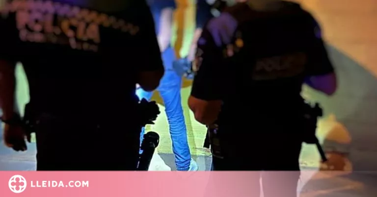 Detingut per agredir un home de 93 anys després de colar-se a casa seva a Lleida