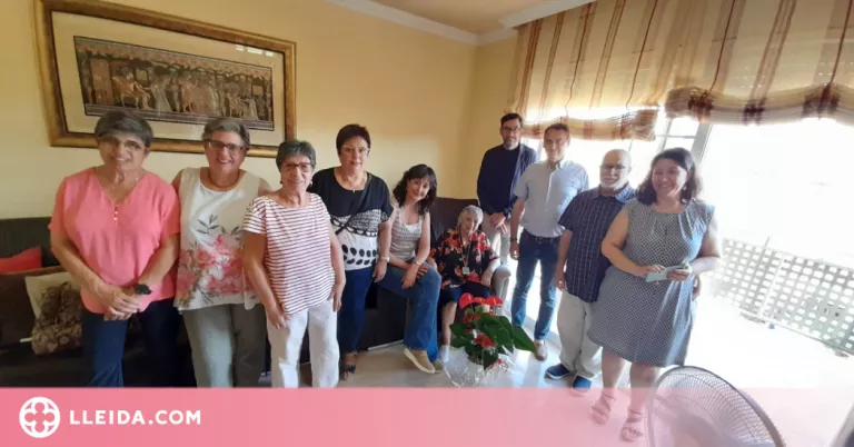 Medalla centenària per una veïna de l'Albi