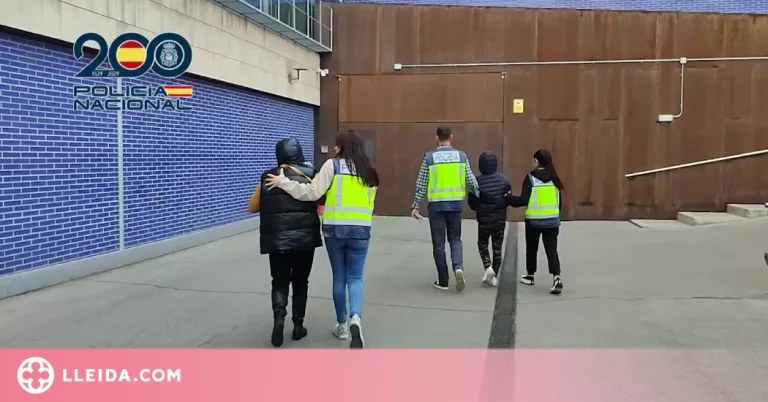 ⏯️ Una seixantena de detinguts acusats d'estafar pares per Whatsapp fingint ser els seus fills demanant-los diners