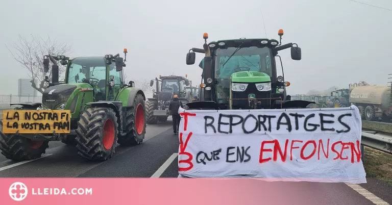 Els pagesos convoquen talls de carretera i una marxa lenta de tractors al Segrià i l'Urgell aquest dilluns