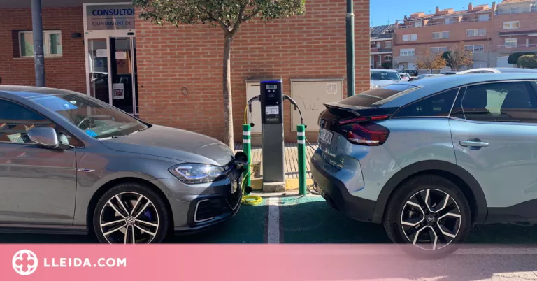 542 vehicles elèctrics han fet ús dels 3 punts de recàrrega de Torrefarrera des que es van instal·lar