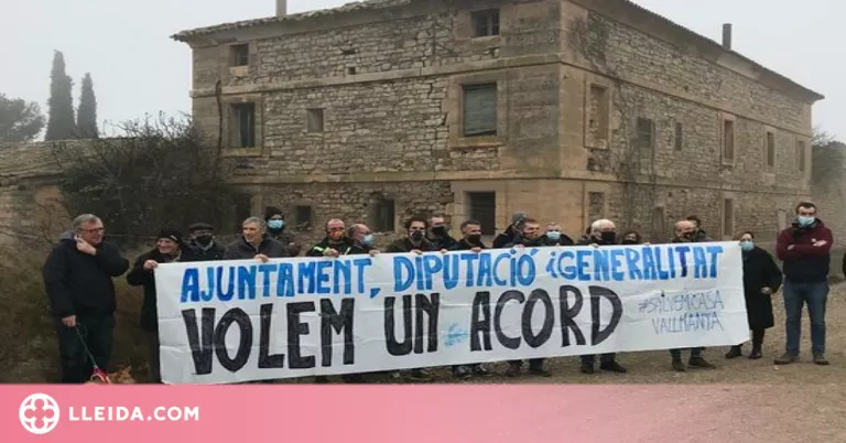 Concentració per salvar Casa Vallmanya