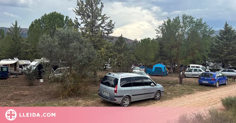 Els mossos entren a la 'rave' d'Ivars de Noguera