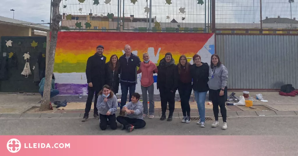Artesa de Lleida llueix un nou mural LGTBI