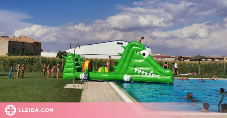 Vila-sana viu de nou la banyada popular a la llum de la lluna