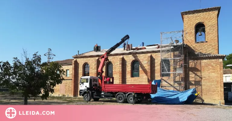 Engeguen una campanya per recaptar fons i reformar la teulada de la parròquia de Montserrat