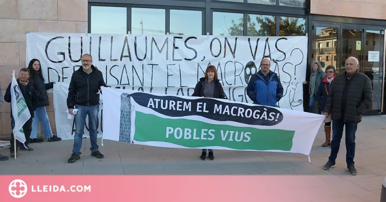 ⏯️ Pobles Vius es concentra a Balaguer per exigir al Govern que aturi el projecte de la central de biogàs a la Sentiu