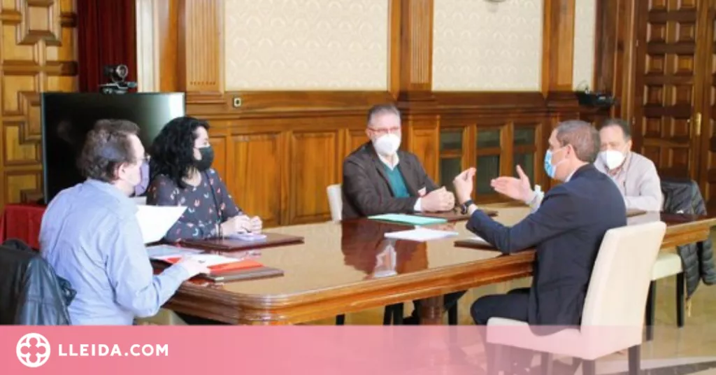 CCOO i UGT reclamen apujar l'SMI i derogar les reformes laborals
