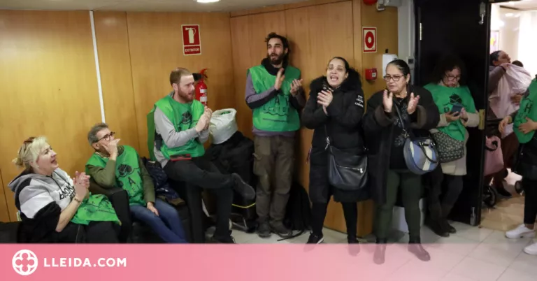 ⏯️ La PAH ocupa la Delegació del Govern a Lleida per aturar un desnonament a Torrefarrera
