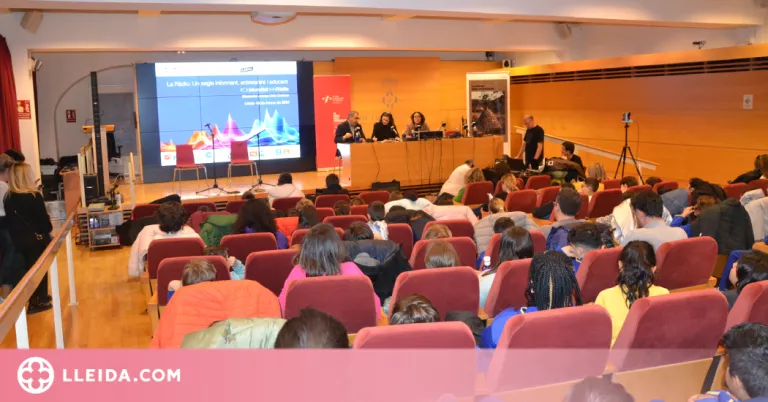 Les emissores de Lleida celebren la novena edició del Dia Mundial de la Ràdio