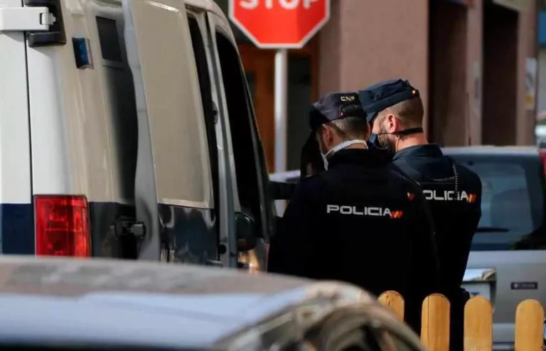 Detingudes dues persones vinculades al terrorisme jihadista a Vallfogona de Balaguer
