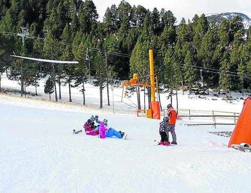 Pallars i Solsonès reben en l'estrena 3.500 esquiadors