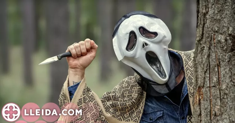 10 idees de disfresses per a fer amb el teu grup d'amics aquest Halloween