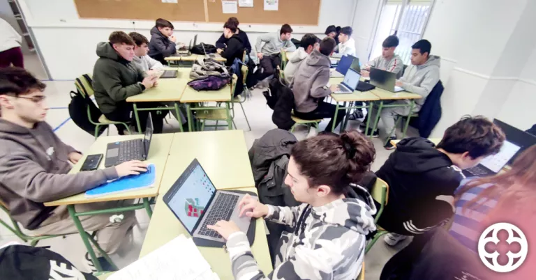 L’Institut Joan Oró estrena una Aula ATECA per impulsar la formació tecnològica en els ensenyaments esportius