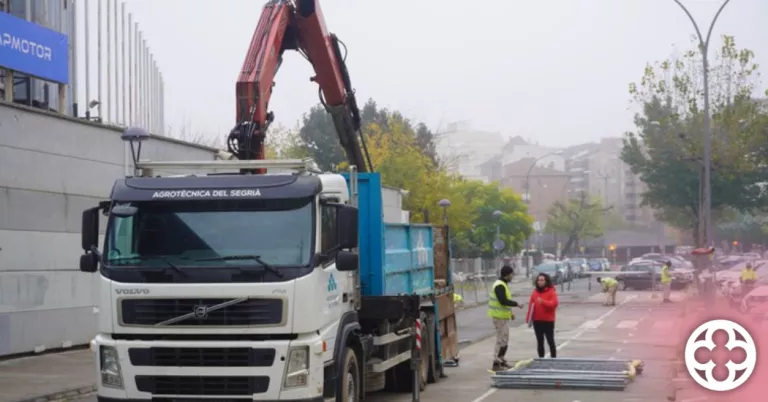 Tall de trànsit a l’avinguda Fleming per les obres de renaturalització