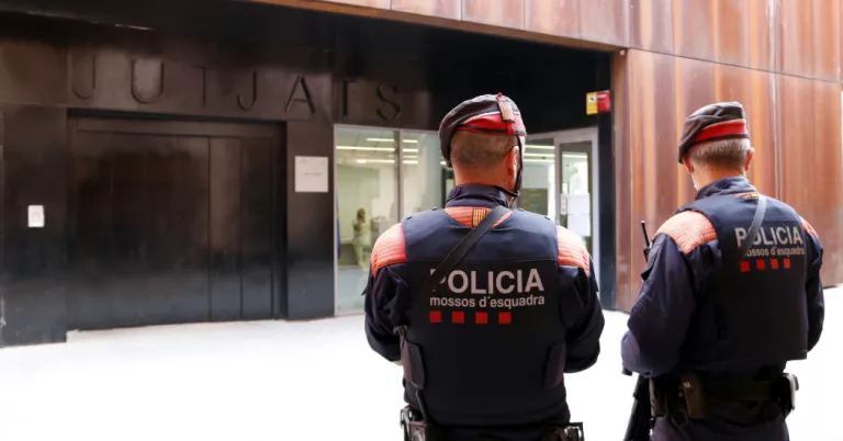 Imputat un xef d’un restaurant de la Noguera per assetjament sexual i laboral