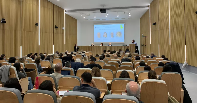 L’Hospital Arnau de Vilanova impulsa un abordatge multidisciplinari de l’endometriosi