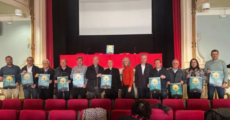 Àlex Secanell dissenya el cartell de la Setmana Santa 2025 de Lleida
