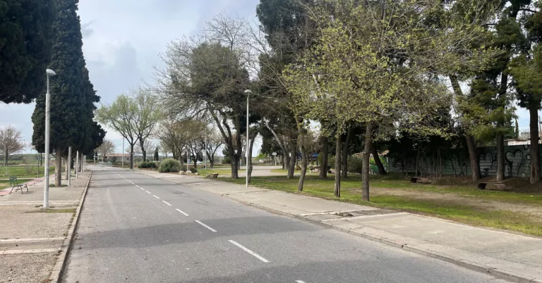El carrer Migdia de Tàrrega mantindrà permanentment el sentit únic i tindrà places de pàrquing gratuïtes