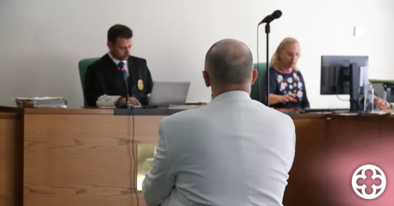 ⏯️ Una jove acusa d'abús a un exprofessor seu de Lleida