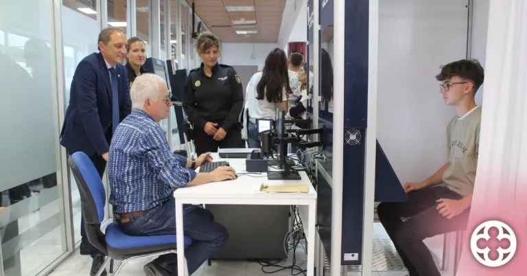 La Policia Nacional de Lleida incorpora el servei de DNI Exprés