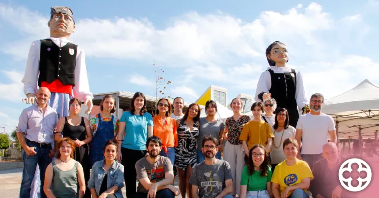 La Biblioteca d'Alpicat celebra el 25è aniversari del Llibre Gegant amb una festa farcida d'activitats