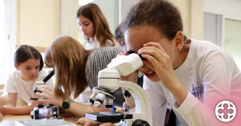 L'IRBLleida acosta la ciència als estudiants rurals del Segrià amb el projecte 'Les lleidatanes investiguen'