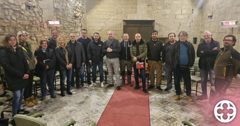 13 municipis de les Garrigues reclamen al Consell Comarcal debatre el futur de Tracjusa